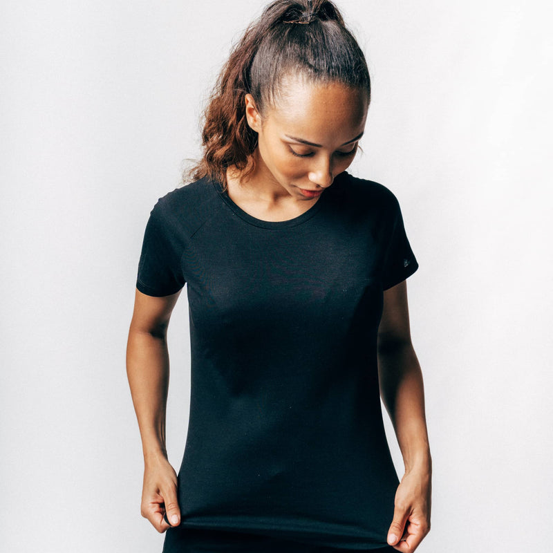 CLEAN I Women Athleisure Shirt - schwarz