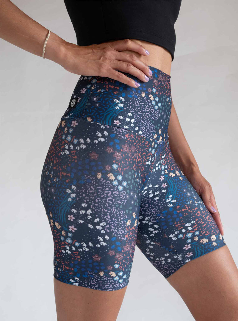 Yoga Shorts BLUMENBOMBE