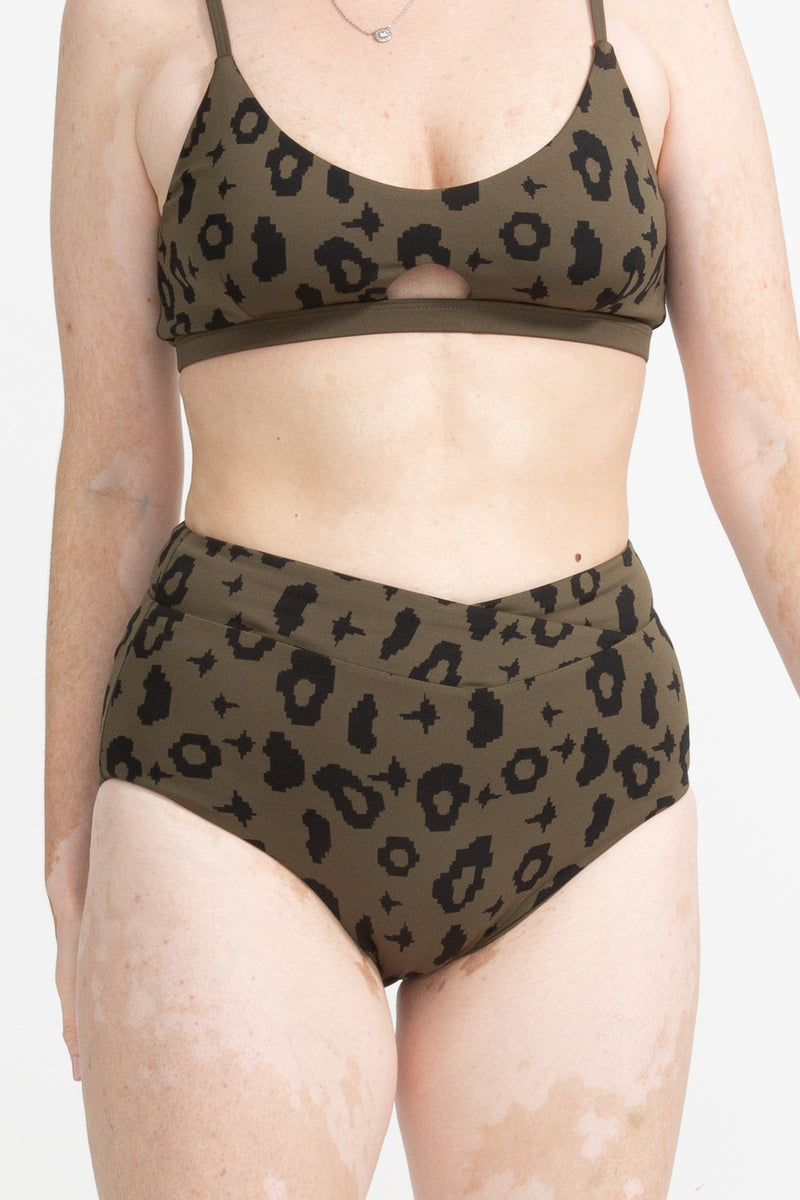 Diani Bikini Bottom Reversible in Green Leopard / Moss